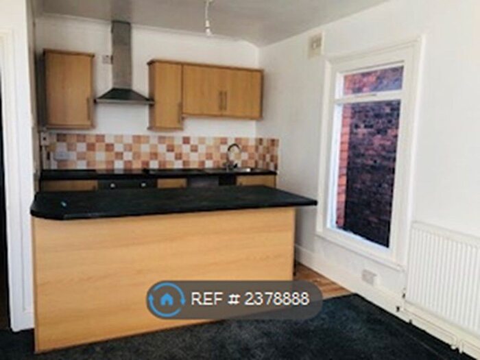 1 Bedroom Flat To Rent In Alexandra Road, Cleethorpes, DN35