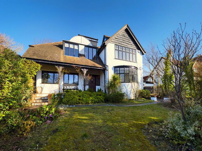 4 Bedroom Detached House To Rent In Rectory Avenue, High Wycombe, HP13