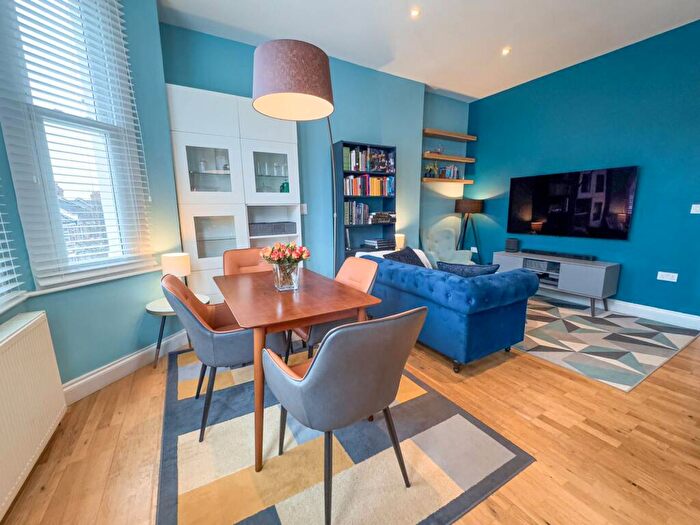 2 Bedroom Flat For Sale In Priory Park Road, Kilburn, London, NW6