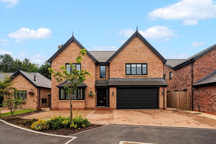 5 Bedroom Detached House For Sale In Forest View. Cricketers Way, Langley, Macclesfield, SK11