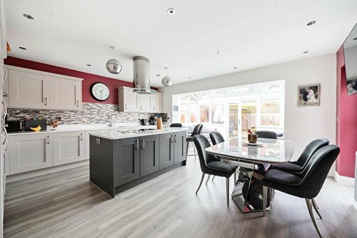 5 Bedroom Detached House For Sale In Parklands Orchard, Whitminster, GL2