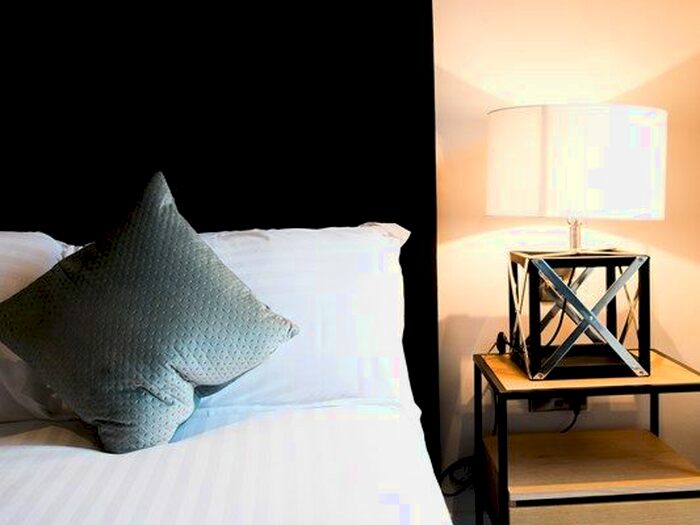 1 Bedroom Property To Rent In London Road, Hounslow TW3