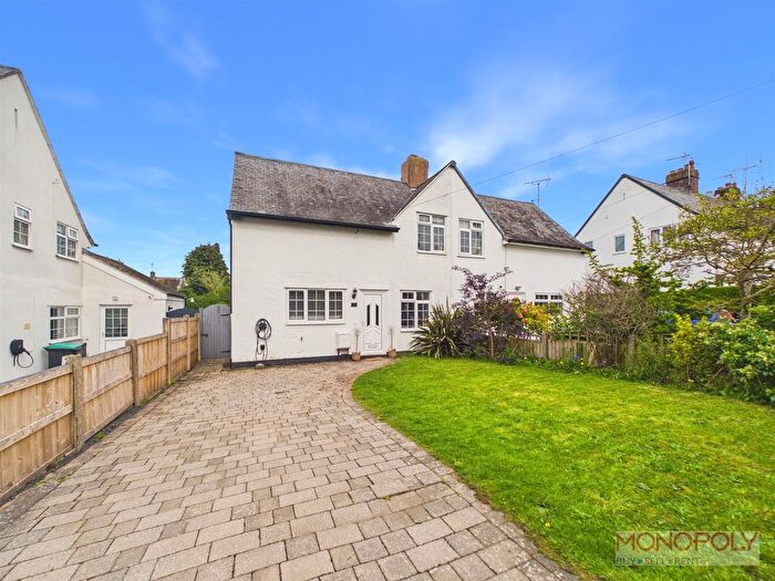 2 Bedroom Semi Detached House For Sale In Ffordd Estyn, Wrexham, LL11