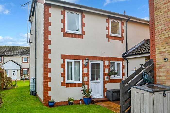 2 Bedroom Flat For Sale In Dove Court, North Bersted, Bognor Regis, West Sussex, PO22