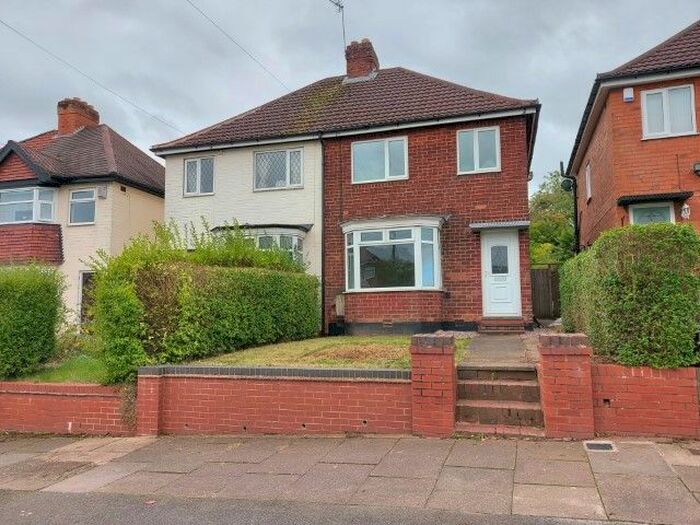 3 Bedroom Semi-Detached House To Rent In Thurlestone Road, Longbridge, Northfield, Birmingham, B31