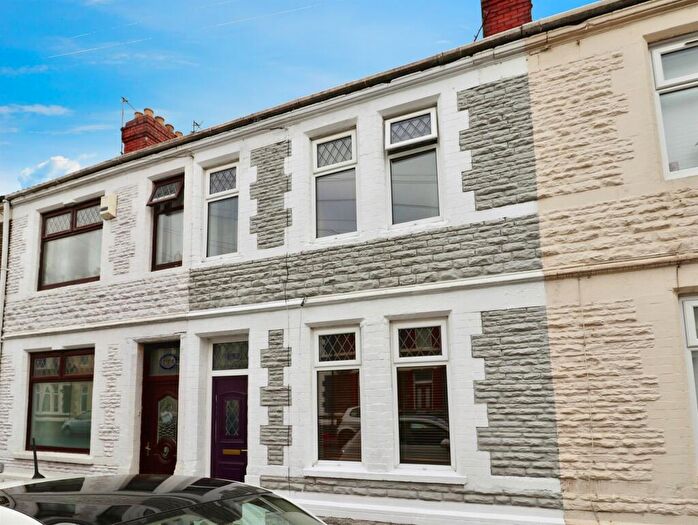 2 Bedroom Terraced House For Sale In Railway Street, Cardiff, CF24