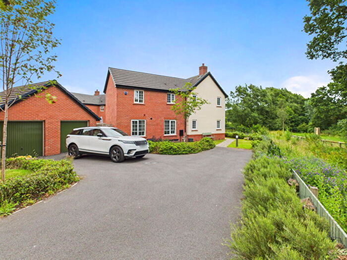 4 Bedroom Detached House For Sale In William Stockton Close, Shavington, Shavington, CW2