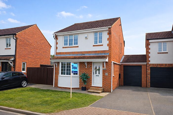 3 Bedroom Detached House For Sale In Bransdale Avenue, Northallerton, DL7