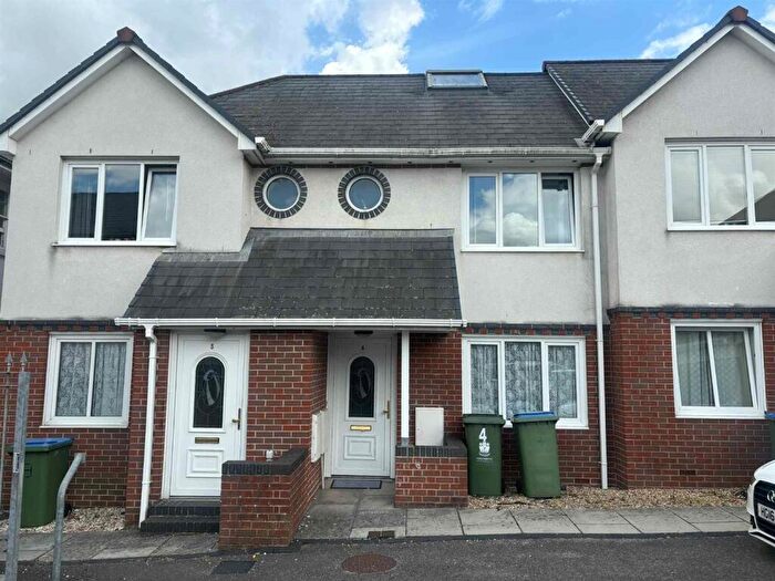 1 Bedroom Flat To Rent In Derlyn Road, Fareham, PO16