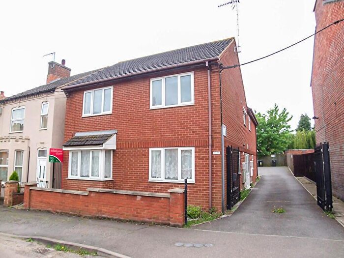 1 Bedroom Apartment To Rent In Queen Street, Irthlingborough, NN9