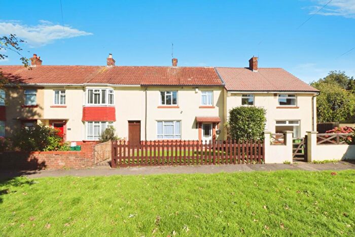 3 Bedroom Terraced House For Sale In Rodway Road, Mangotsfield, Bristol, BS16