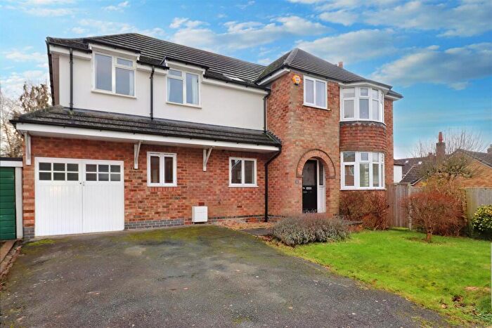 5 Bedroom Detached House To Rent In Thornby Avenue, Kenilworth, CV8