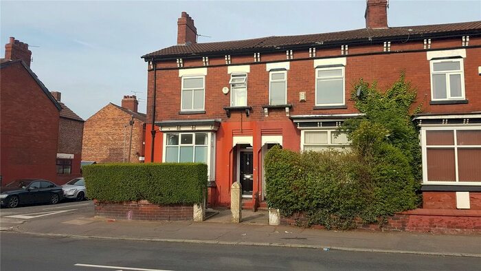 4 Bedroom Terraced House To Rent In Ladybarn Lane, Manchester M14