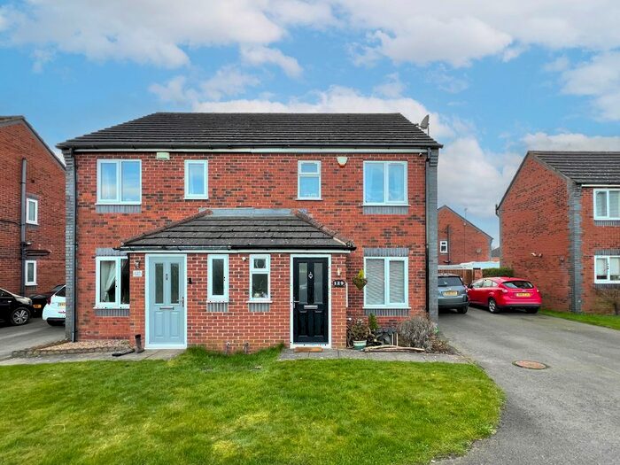3 Bedroom Semi-Detached House For Sale In Station Road, Coalville, LE67