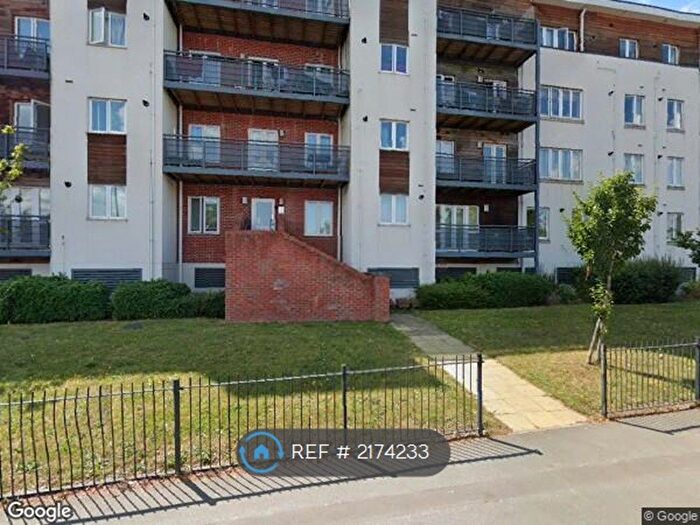 2 Bedroom Flat To Rent In Burghley Court, Maidenhead, SL6