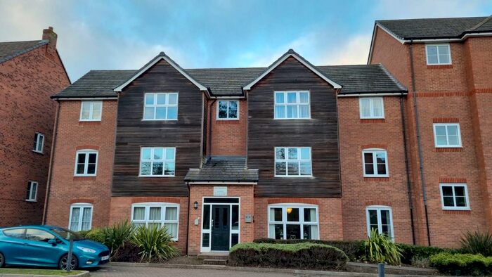 2 Bedroom Flat To Rent In The Laurels, Fazeley, Tamworth B78