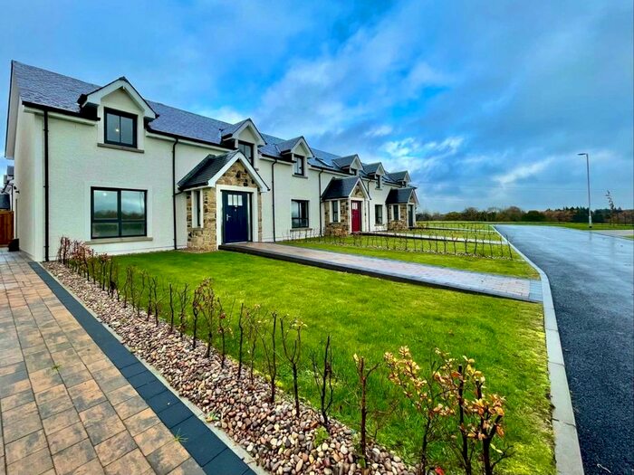 4 Bedroom End Of Terrace House To Rent In The Chapel, Houston, PA6