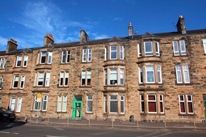 2 Bedroom Flat To Rent In Kirkintilloch Road, Glasgow, G64