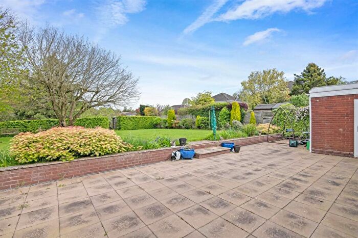 2 Bedroom Detached Bungalow For Sale In Old Ham Lane, Stourbridge, DY9