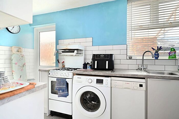 3 Bedroom Semi-Detached House For Sale In Victoria Road, Shoreham, West Sussex, BN43