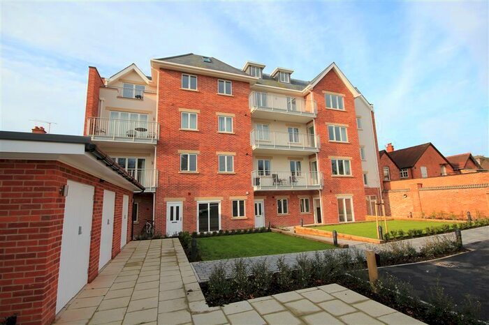1 Bedroom Apartment To Rent In Caversham House, - Church Road, Caversham, Berkshire, RG4