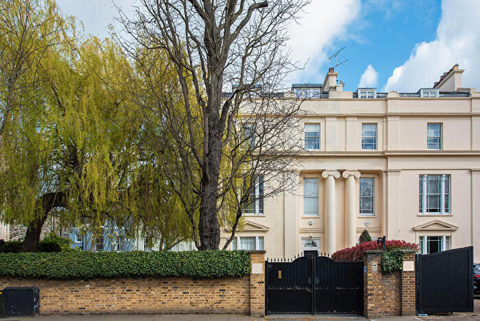 4 Bedroom Semi-Detached House For Sale In Prince Albert Road, Regents Park, London, NW1
