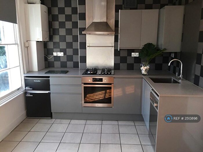 1 Bedroom Flat To Rent In Clerkenwell, London, EC1V