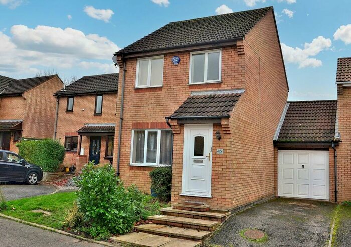 3 Bedroom Link Detached House To Rent In Leigh Hill, Emerson Valley, MK4