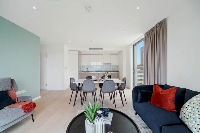 2 Bedroom Flat To Rent In , Victory Parade, London, E20