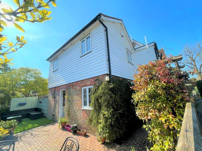 3 Bedroom Semi-Detached House For Sale In The Street, Benenden, Cranbrook, TN17