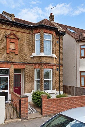 2 Bedroom Flat To Rent In St. Antonys Road, London, E7