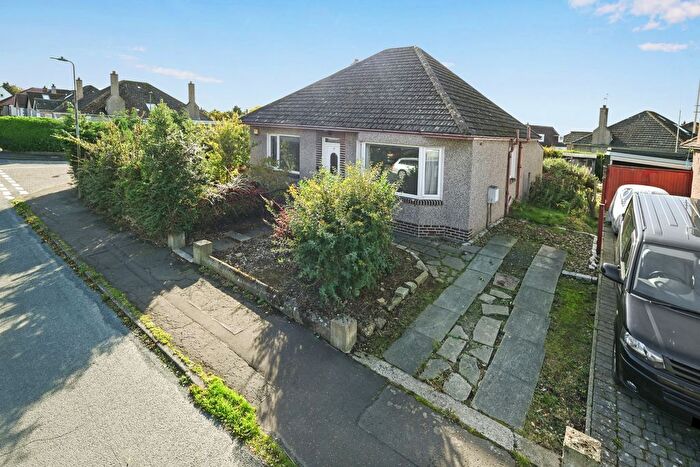 3 Bedroom Detached Bungalow For Sale In Craigmount Avenue North, Corstorphine, Edinburgh, EH12