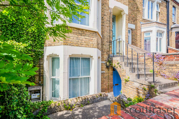 1 Bedroom Apartment To Rent In Bullingdon Road, East Oxford, OX4