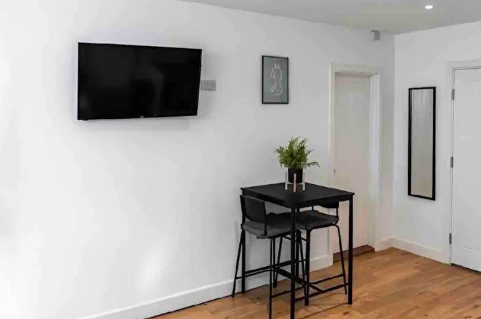 1 Bedroom Flat To Rent In West Hill Road, Bournemouth, BH2