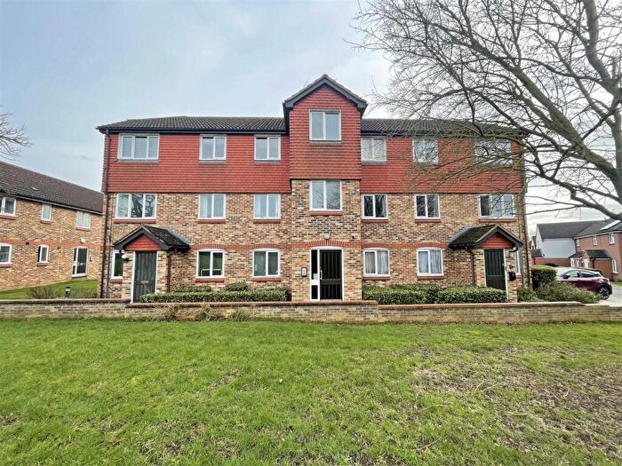 2 Bedroom Apartment For Sale In Ramshaw Drive, Chelmer Village, Chelmsford, CM2