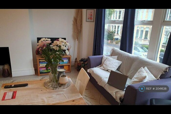 3 Bedroom Maisonette To Rent In Devonshire Road, Bristol, BS6
