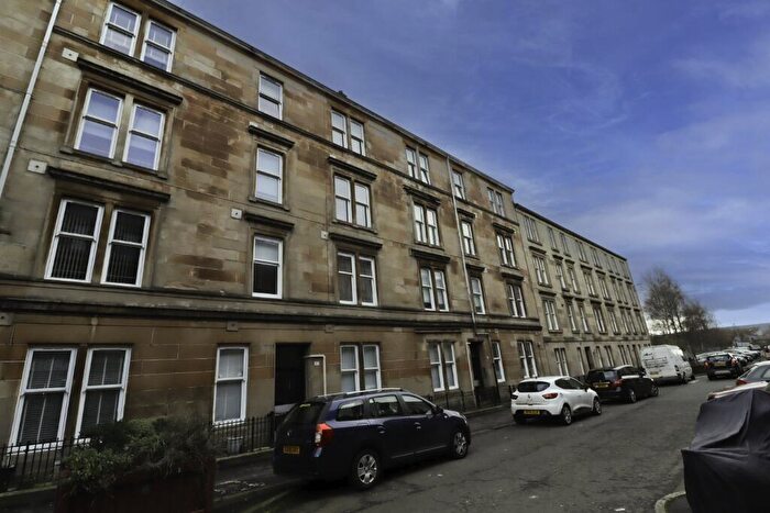 2 Bedroom Flat To Rent In Bellfield Street, Dennistoun, Glasgow, G31