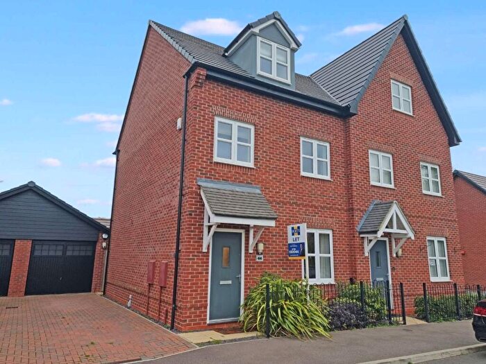 3 Bedroom Semi-Detached House To Rent In Lelleford Close, Long Lawford, Rugby, CV23