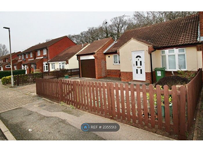 3 Bedroom Bungalow To Rent In Perracombe, Milton Keynes, MK4