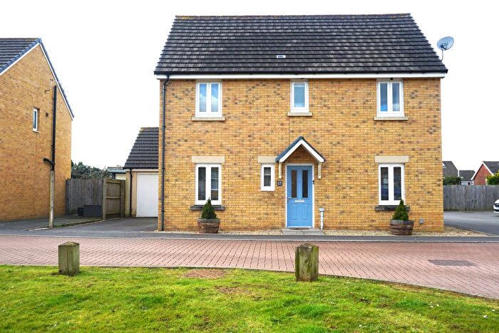 4 Bedroom Detached House For Sale In Cilgant Y Lein, North Cornelly, Pyle, Bridgend, CF33