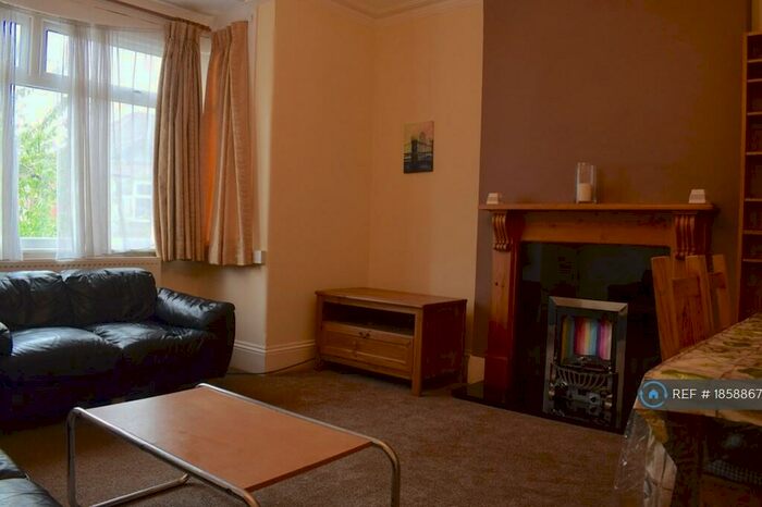 2 Bedroom Maisonette To Rent In Radnor Road, Harrow, HA1