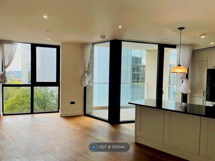 2 Bedroom Flat To Rent In Emery Way, London, E1W