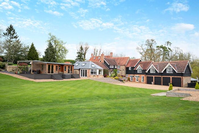 5 Bedroom Detached House For Sale In Eakley Lanes, Stoke Goldington, Newport Pagnell, MK16