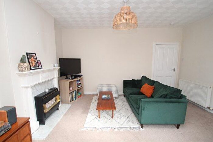 2 Bedroom Flat To Rent In Dixon Road, Glasgow, G42