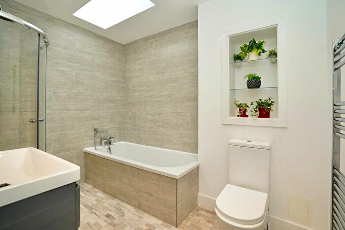 2 Bedroom Bungalow For Sale In Great North Road, Eaton Socon, St. Neots, PE19