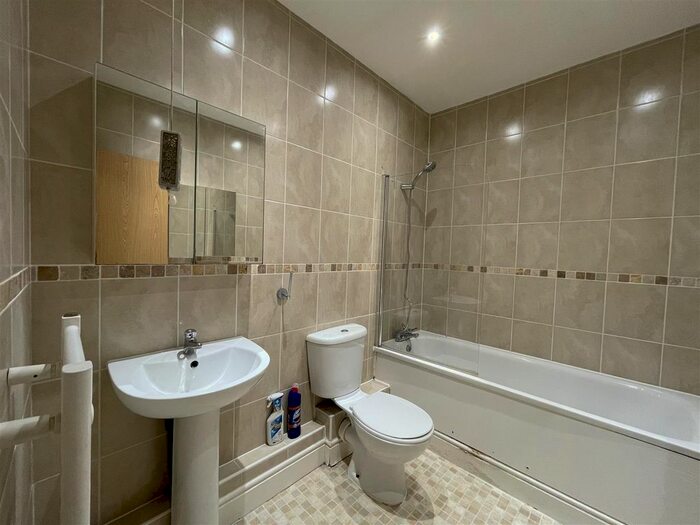 2 Bedroom Flat To Rent In Lewellen Court, Agate Road, Clacton On Sea, CO15