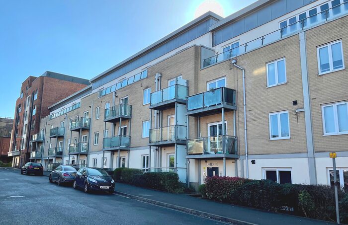 1 Bedroom Flat To Rent In Brunel House, St. James Road, Brentwood, Essex, CM14