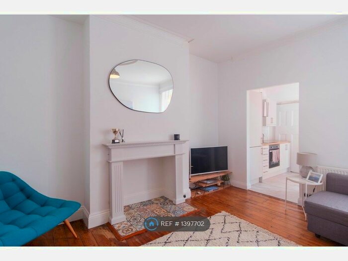 2 Bedroom Flat To Rent In Newlands Road, Newcastle Upon Tyne, NE2