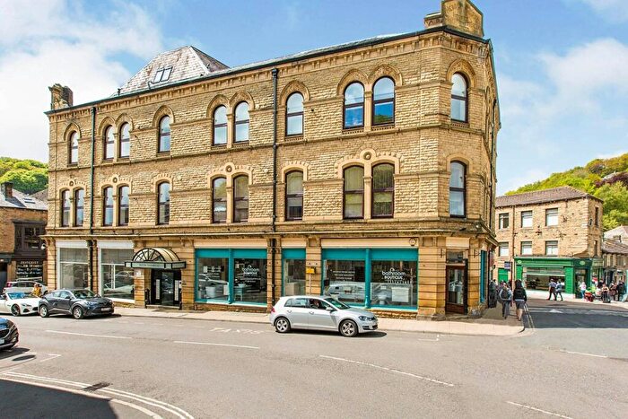 1 Bedroom Apartment To Rent In Albert Street, Hebden Bridge, West Yorkshire, HX7
