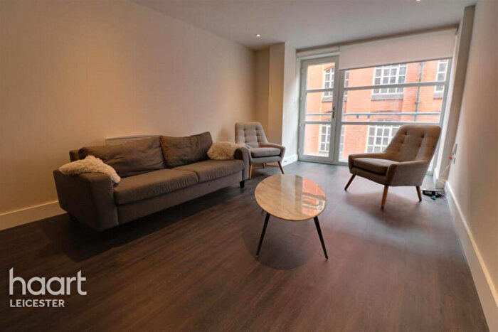 2 Bedroom Flat To Rent In Chatham Street, Leicester, LE1